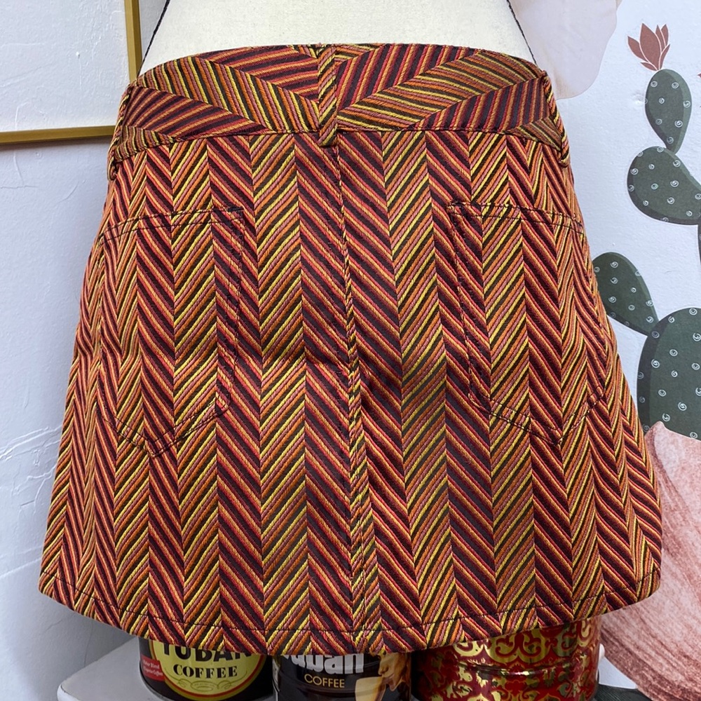ALICE + OLIVIA 🧡 chevron retro mini skirt - Picture 5 of 16
